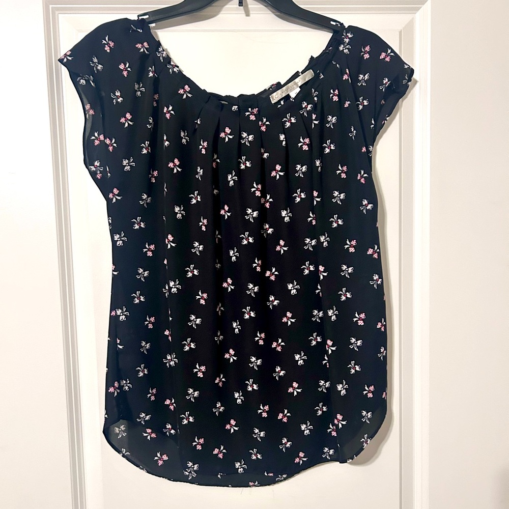 Lauren Conrad scoop neck “bow” blouse